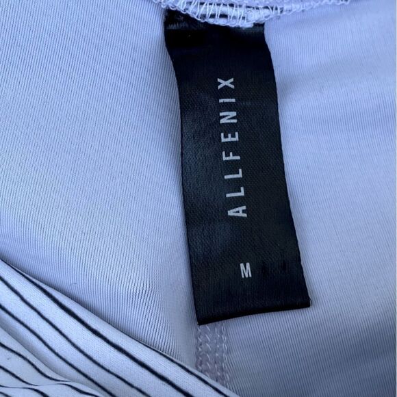 All Fenix Piper Black/White Stripe Leggings. Size Medium. Excellent Condition. - Picture 6 of 10